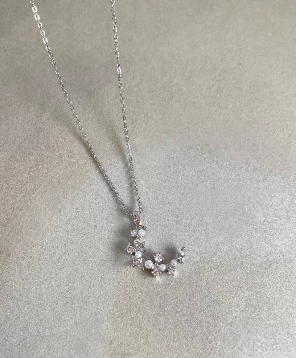Pearl sky Necklace