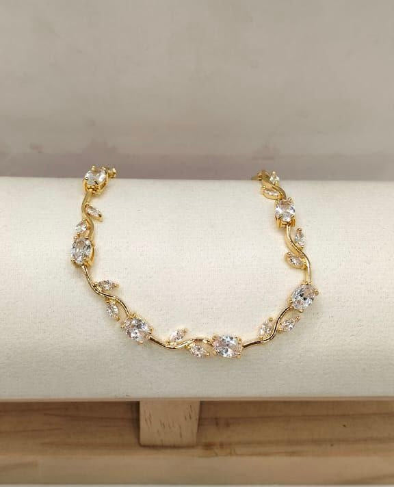 Tulip Gold Bracelet