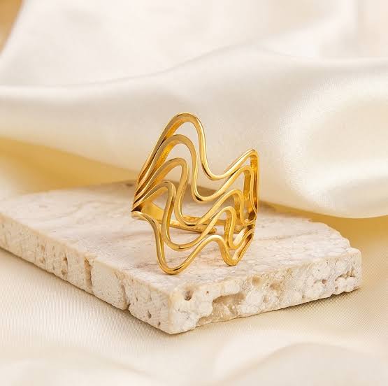 Golden storm ring
