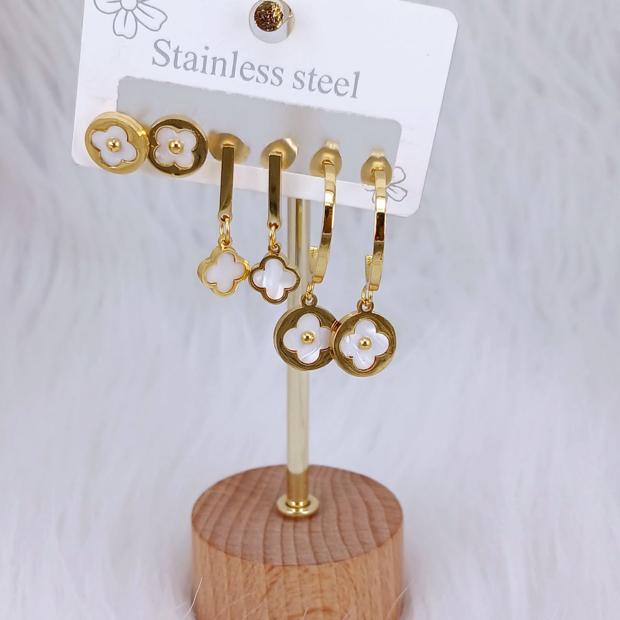 White Struas Van Cleef Earring Set