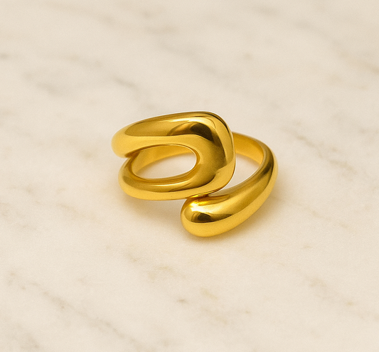 Cloud Curve Ring